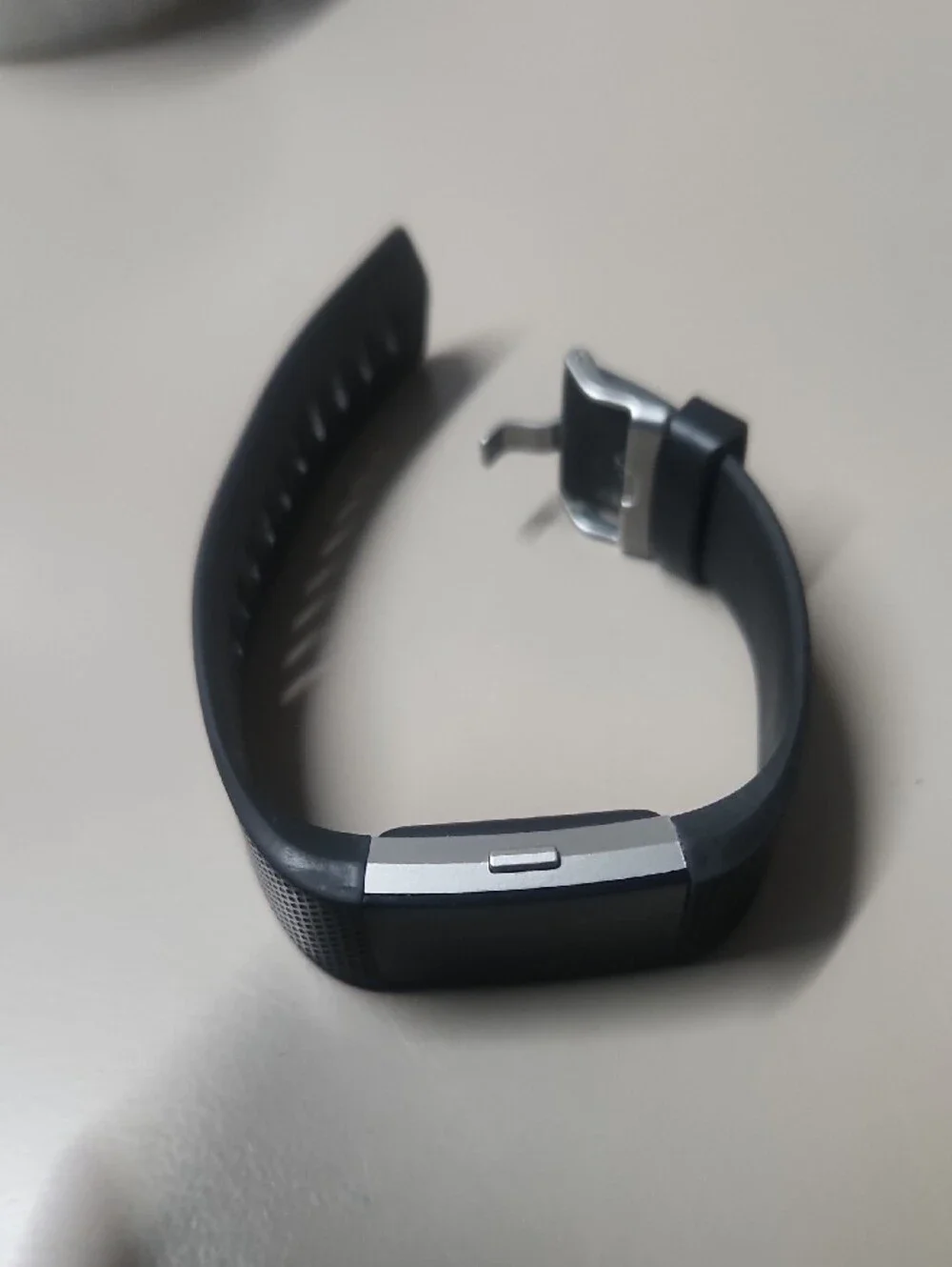 Black Fitness Smartwatch with Textured Silicone Band